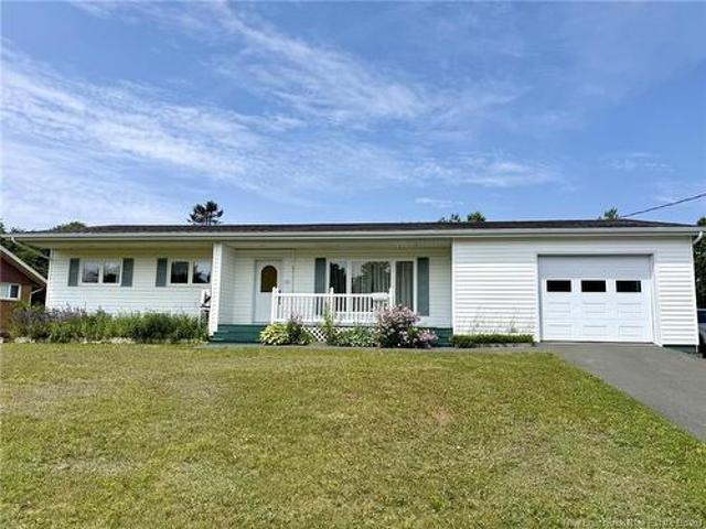 155 Rue Des Peupliers, Shippagan, NB, E8S 1J7 house for sale | Listing ID NB144595 | Royal LePage