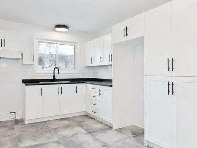 155 Rue Wìgwàs Hull Super 4 1/2 Avec Internet Et Stationnement De Compris