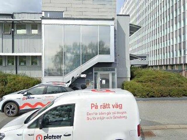 1560 m2 lager, produktion uthyres i Västra hisingen