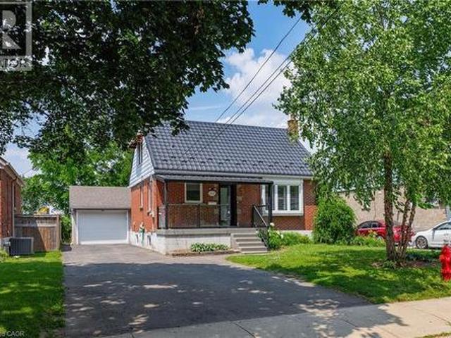 156 Charlotte Street, Hamilton, ON, L8K 4V4 house for sale | Listing ID 40847 | Royal LePage