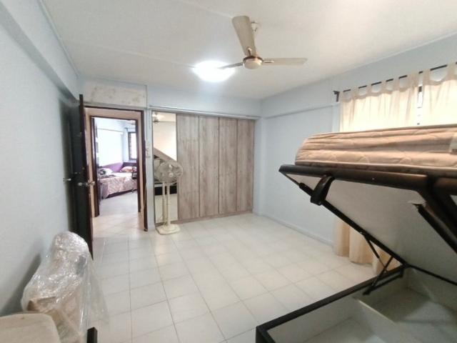 156 Hougang Street 11 HDB Apartment Room Rental, $800, 1 Bed 2 Bath 1,302 sqft $0.61 psf