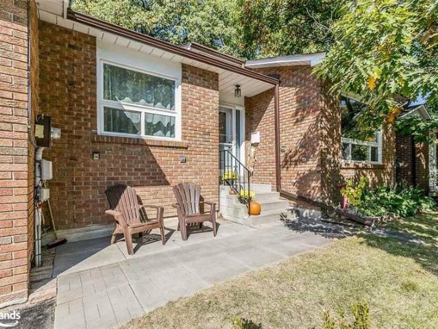 156 Letitia Street