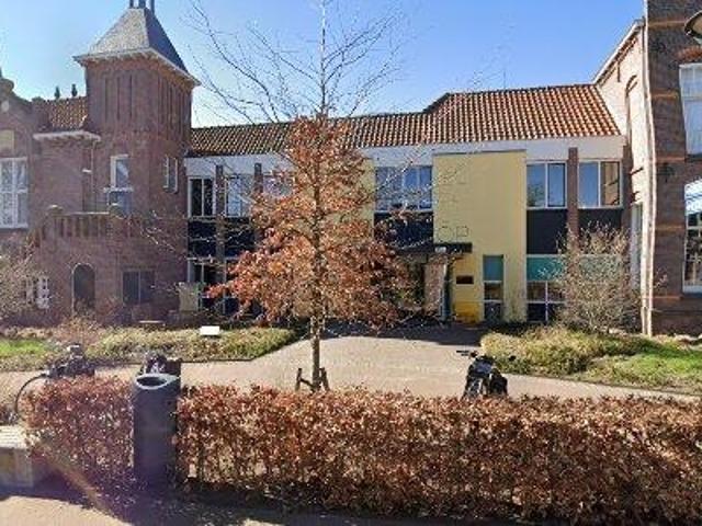 156 m2 office space for rent in Berg en Dal