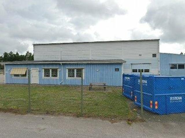156 m2 lager uthyres i Västervik