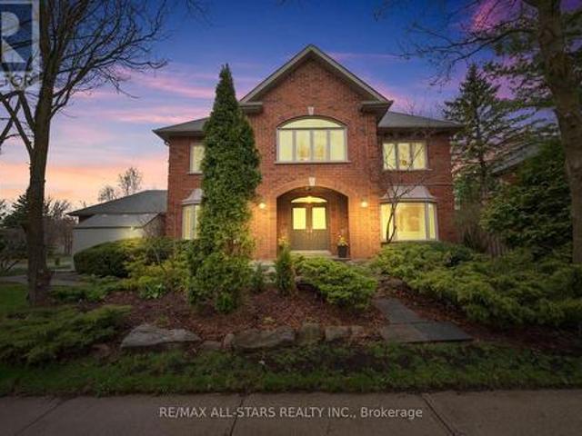 156 Park Drive, Whitchurch Stouffville, ON, L4A 1J6 house for sale | Listing ID N12120 | Royal LePage