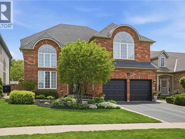 156 Valmont Street, Ancaster, ON, L9G 4Z9 house for sale | Listing ID 40845 | Royal LePage