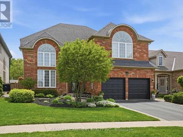 156 Valmont Street, Hamilton, ON, L9G 4Z9 house for sale | Listing ID X13528 | Royal LePage