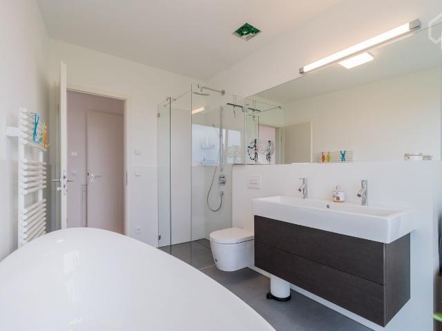 156sqm Designer Penthouse Apartment in Friedrichshain with 2 verandas and a rooftop terrace and amazing views over Berlin, Berlin Amsterdam Apartments for Rent
