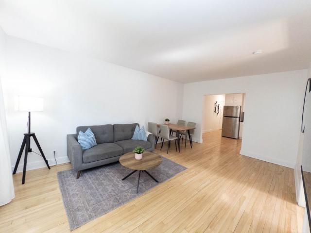 1575 Av. Summerhill, Montréal Ville Marie, QC H3H