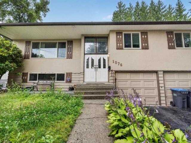 1576 Pitt River Road, Port Coquitlam, BC, V3C 1P2 house for sale | Listing ID R3142 | Royal LePage
