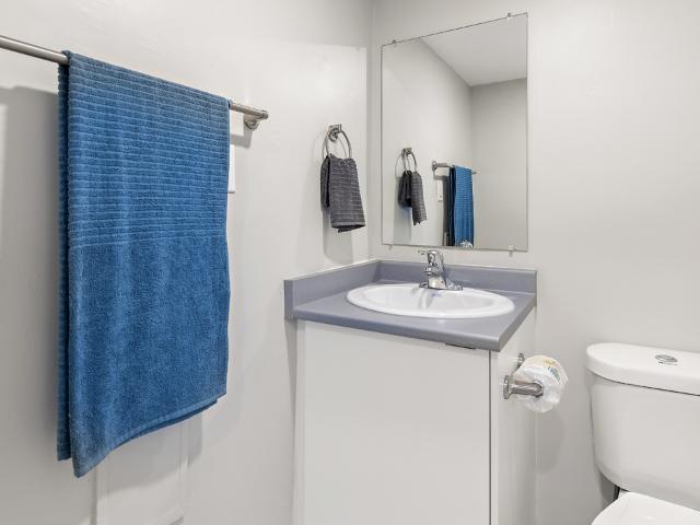 1577 Lawrence Avenue West 1 Bedroom Apartment for Rent at 1577 Lawrence Ave W, Toronto, ON M6L 1C4 Brookhaven Amesbury