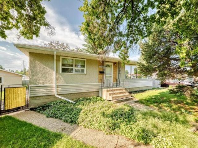 1570 Avenue Nw, Edmonton, AB, T5R 3Y2 house for sale | Listing ID E4500 | Royal LePage