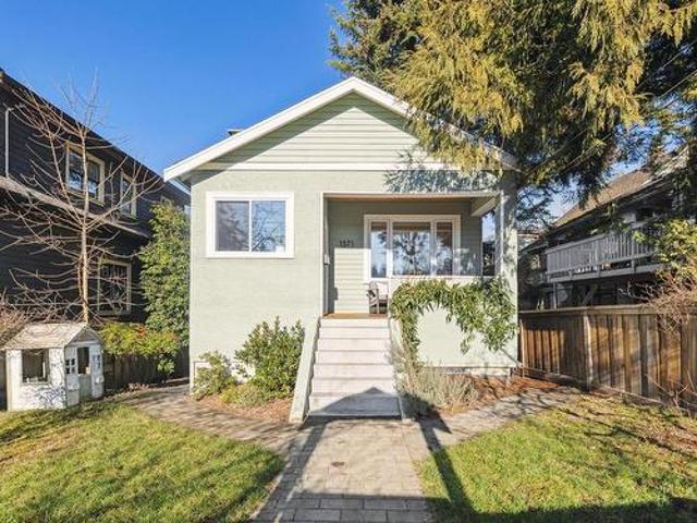 1571 E 20Th Avenue, Vancouver, BC, V5N 2K7 house for sale | Listing ID R2962 | Royal LePage