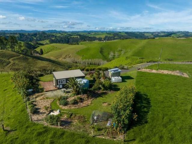 1572 Ruapekapeka Road, Kawakawa, Far North