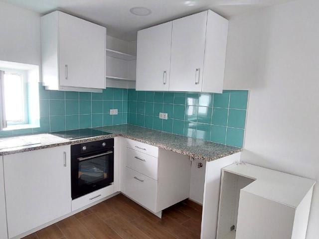 157P | Moradia bi familiar remodelada | Arrendamento Alcabideche