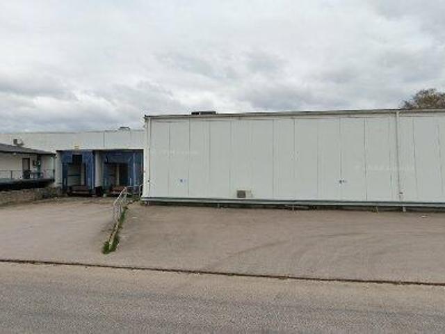 1585 m2 lager uthyres i Halmstad