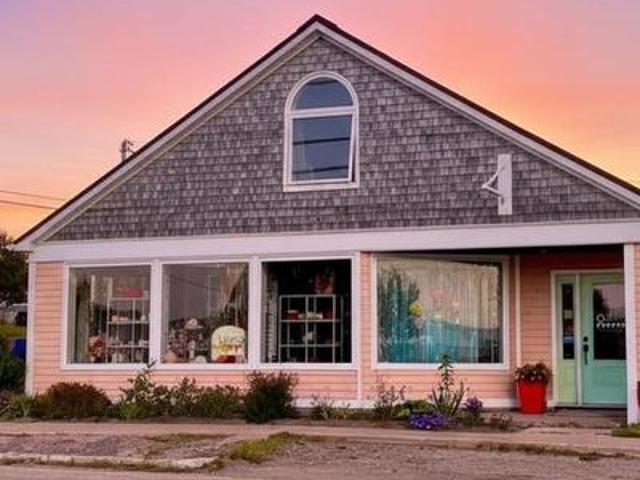 15876 Central Avenue, Inverness, NS, B0E 1N0 commercial for sale | Listing ID 202616 | Royal LePage