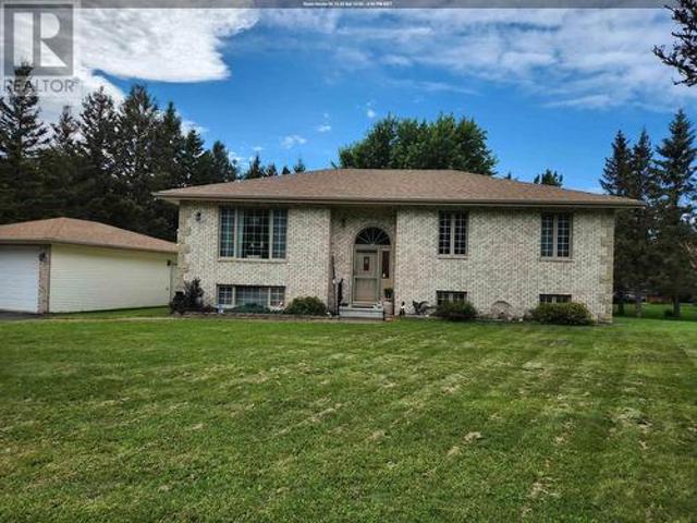 1589 Mountain Rd, Thunder Bay, ON, P7J 1C7 house for sale | Listing ID TB2601 | Royal LePage