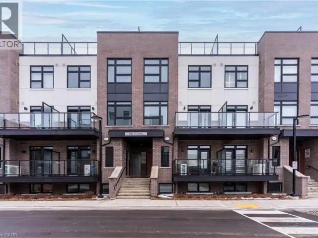 1589 ROSEWAY