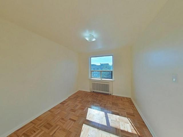 1589–1607 Victoria Park Ave 2 Bedroom Apartment for Rent at 1607 Victoria Park Ave, Toronto, ON M1R 1P4 Wexford