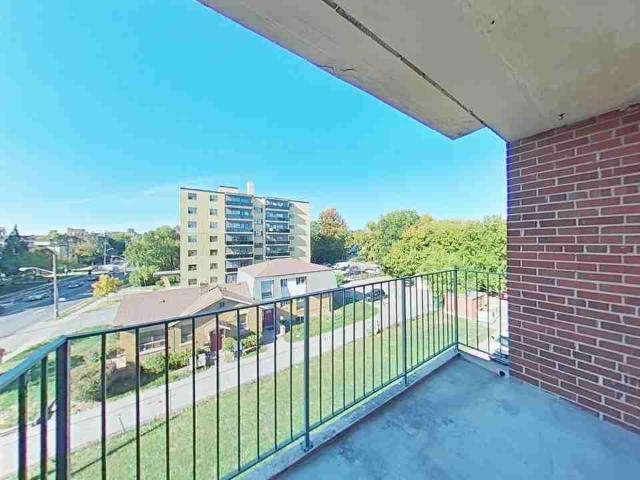 1589–1607 Victoria Park Ave Studio Apartment for Rent at 1607 Victoria Park Ave, Toronto, ON M1R 1P4 Wexford
