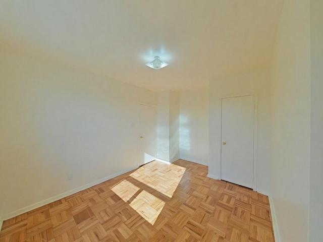 1589–1607 Victoria Park Ave Studio Apartment for Rent at 1607 Victoria Park Ave, Toronto, ON M1R 1P4 Wexford