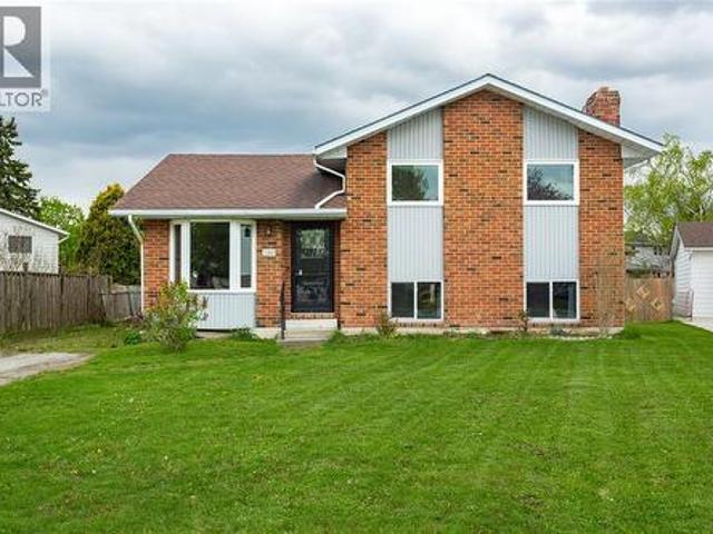 1582 Karen Court, St Clair, ON, N0N 1H0 house for sale | Listing ID 26006 | Royal LePage