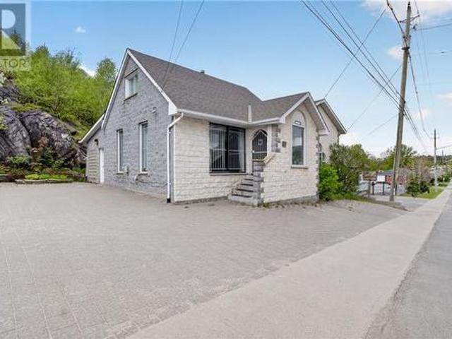 1583 Regent Street, Greater Sudbury, ON, P3E 3Z7 commercial for sale | Listing ID 2128 | Royal LePage
