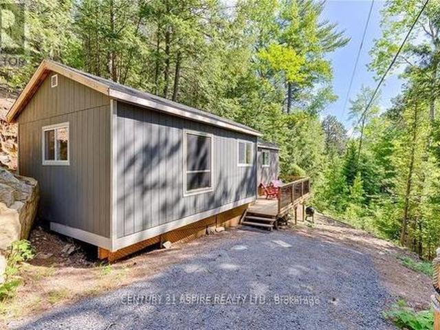 158 Eastside Trout Lake Lane, Madawaska Valley, ON, K0J 1B0 house for sale | Listing ID X12097 | Royal LePage