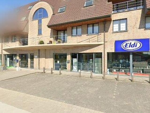 158 m2 apartment for rent in Evergem