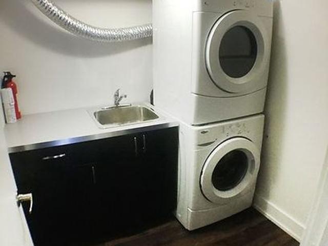 158 Meadowlands Drive West 3 Bedroom Apartment for Rent at 158 Meadowlands Dr W, Ottawa, ON K2G 2S6 Meadowlands
