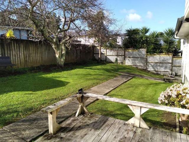 1/58A Coxhead Road, Manurewa, Manukau City