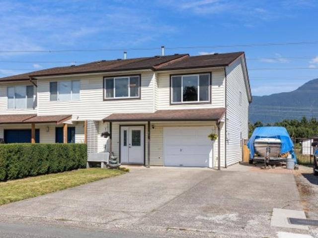 1590 Logan Road, Agassiz, BC, V0M 1A2 duplex for sale | Listing ID R3151 | Royal LePage