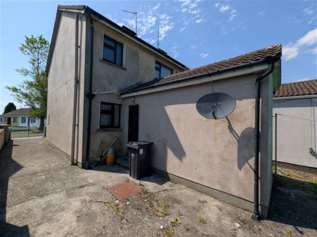 159,000 | 33 Lui na Greine, Claremorris, Co. Mayo Sherry FitzGerald Hanley 5007 MyHome. Ie Residential