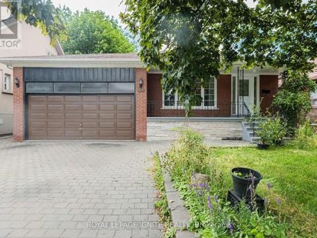 159 Church Street, Toronto, ON, M5B 1Y4 house for sale | Listing ID W13553 | Royal LePage