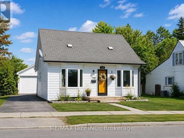 159 Byron Street, Quinte West Trenton Ward, ON, K8V 2Y7 house for sale | Listing ID X13704 | Royal LePage