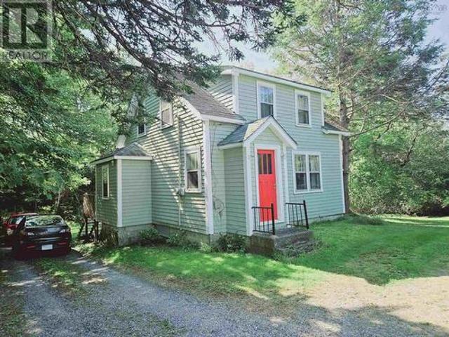 159 King Street, Shelburne, NS, B0T 1W0 house for sale | Listing ID 202506 | Royal LePage