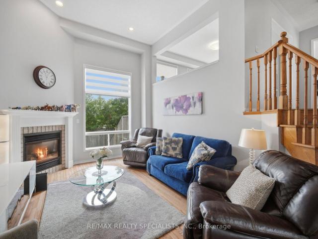 15 5535 Glen Erin Drive, Mississauga | 3+1Beds/3Bath, Townhouse, $899,900 | Condos. Ca