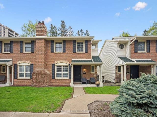 15 955 King Road, Burlington | For Sale @ $824,900 | Condos. Ca