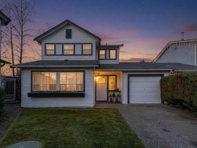 15 11125 Nd Street, Maple Ridge, BC, V2X 3R3 Single Family Property For Sale | Listing ID R3144 | Royal LePage