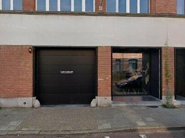 15 35 m2 office space for rent in Antwerp Merksem