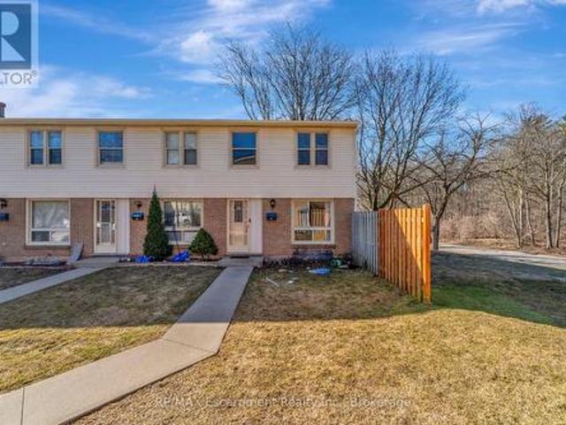 15 165 Green Valley Drive, Kitchener, ON, N2P 1K3 townhouse for sale | Listing ID X12034 | Royal LePage