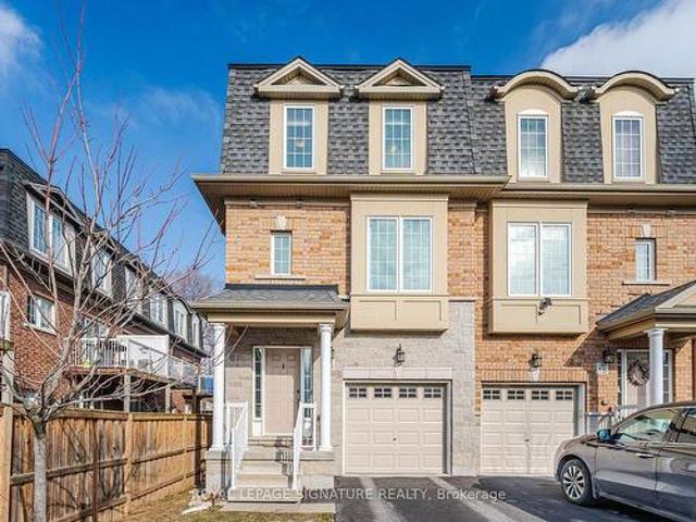 15 2220 Queensway Dr, Burlington, ON, L7R 0E7 townhouse for sale | Listing ID W11944 | Royal LePage