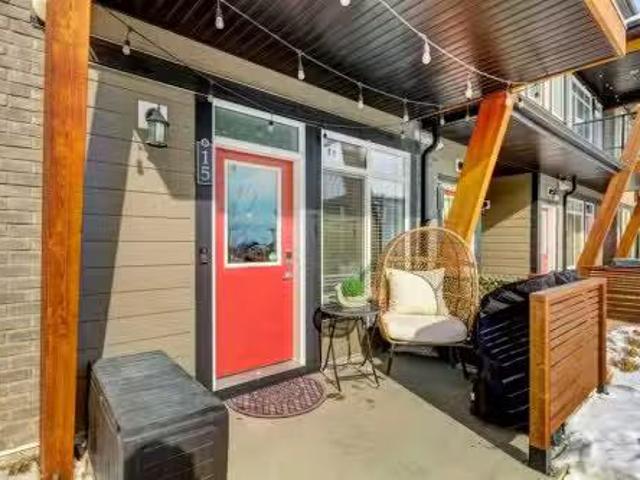 15 230 Seton Passage, Calgary, AB, T3M 3A7 townhouse for sal.