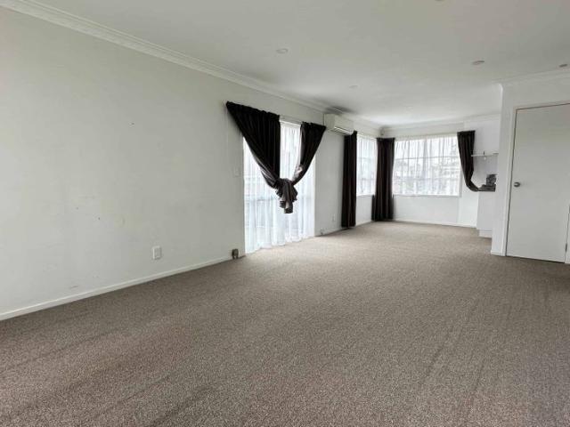 15 Tawhiri Road, One Tree Hill