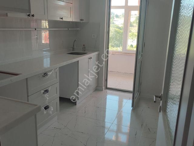 15 Temmuz Camili Mh 1558 Küme Evleri İçi Yenilenmiş Kiralık 2+1
