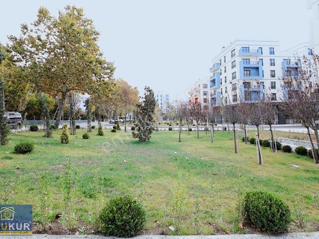 15 Temmuz Millet Bahçesi Cepheli 2+1 95 M2 Daire Tapukur'dan