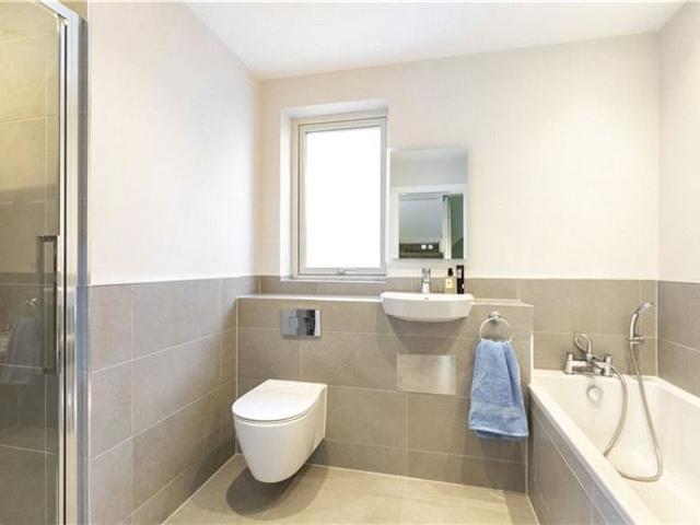 15 The Nurseries, Taney Road, Dundrum, Dublin 14 Lisney Sotheby's International Realty Ranelagh 4906 MyHome. Ie Residential