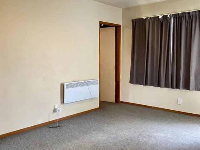 1/5 Tralee Place