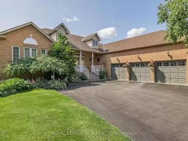 15 Tranmer Rd, Whitchurch Stouffville, ON, L4A 7X4 house for.